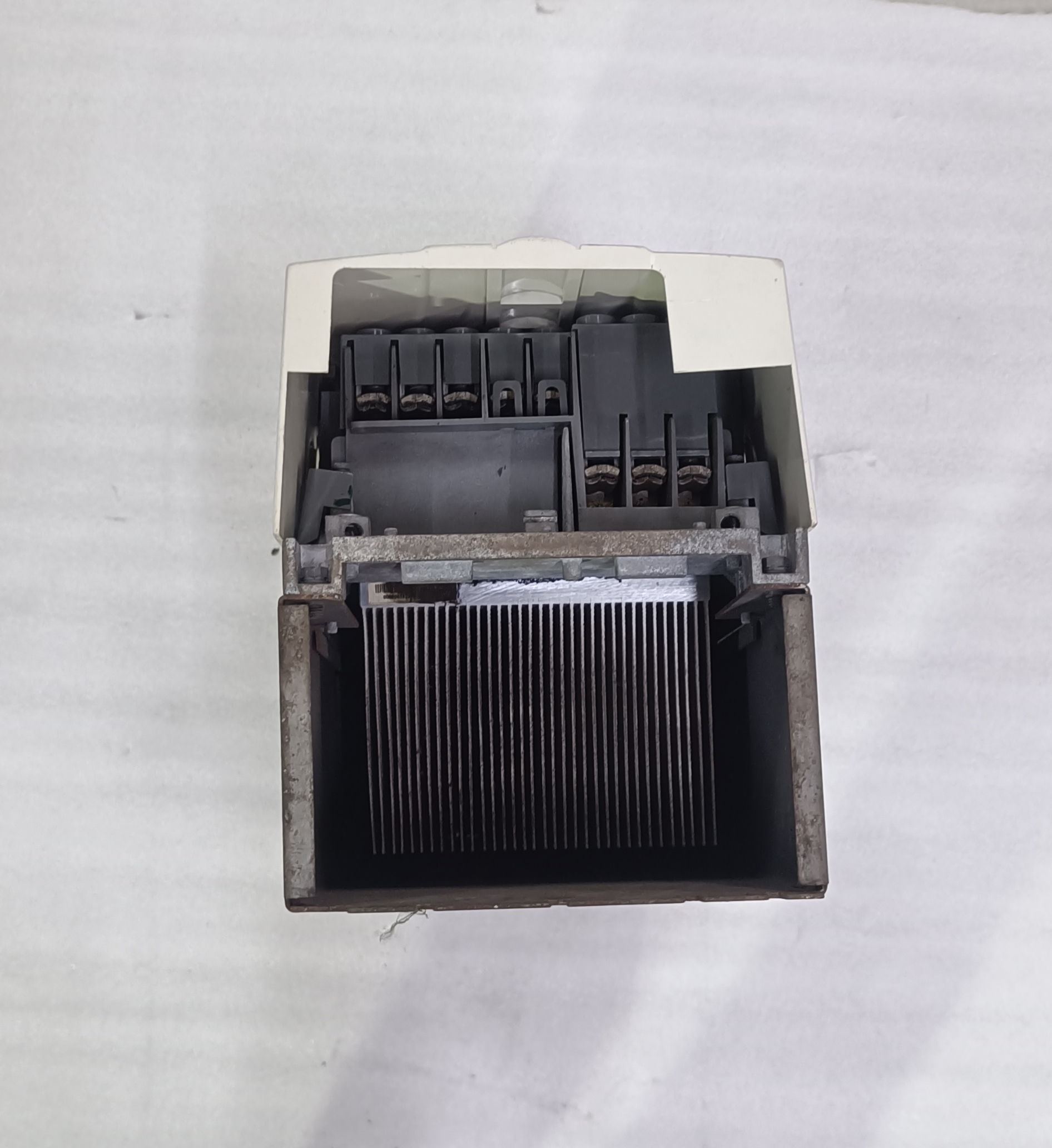 ABB VFD AC DRIVE ACS550-U1-072A-4 50HP 72A 380-480V 3PH 37KW Free Shipping